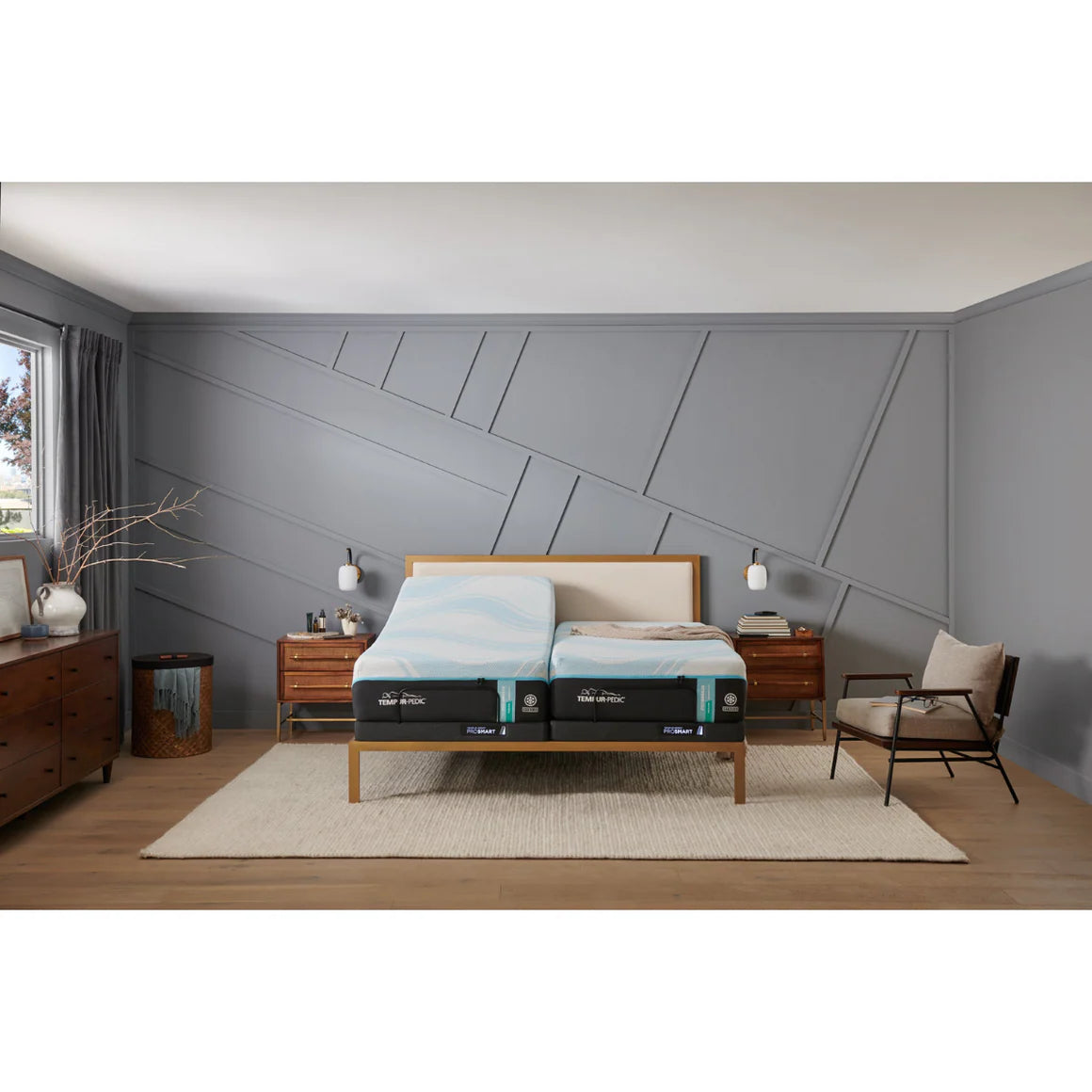 Tempur-Pedic LUX Breeze 2.0 Hybrid Medium Queen Mattress - shot 1