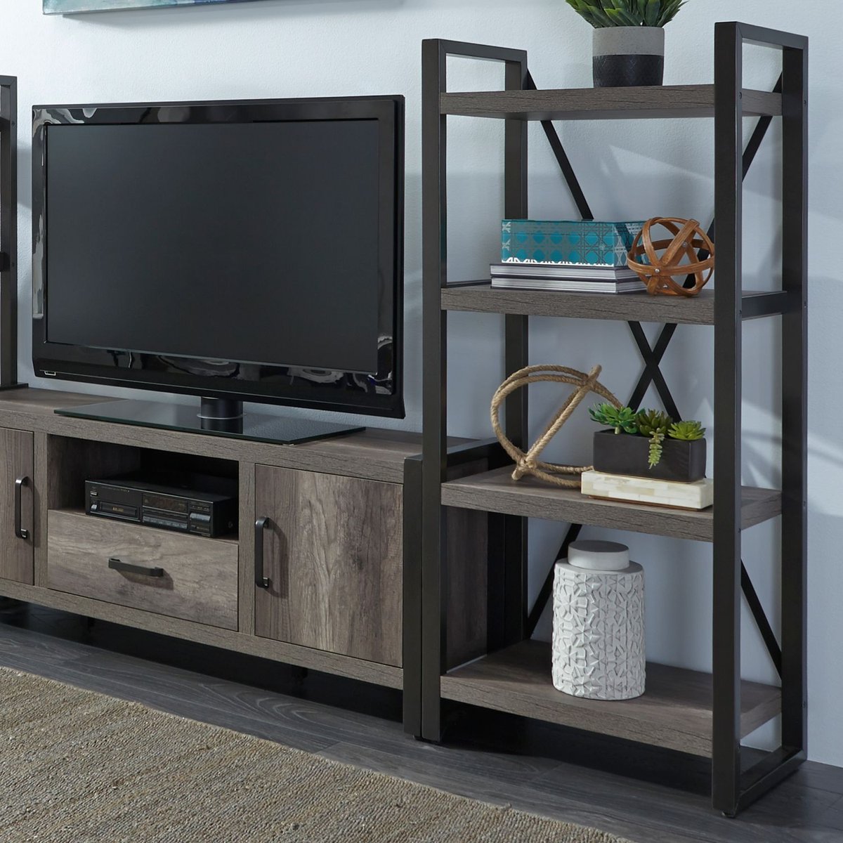 Liberty Furniture Tanners Creek Entertainment Pier - Greystone — image 2