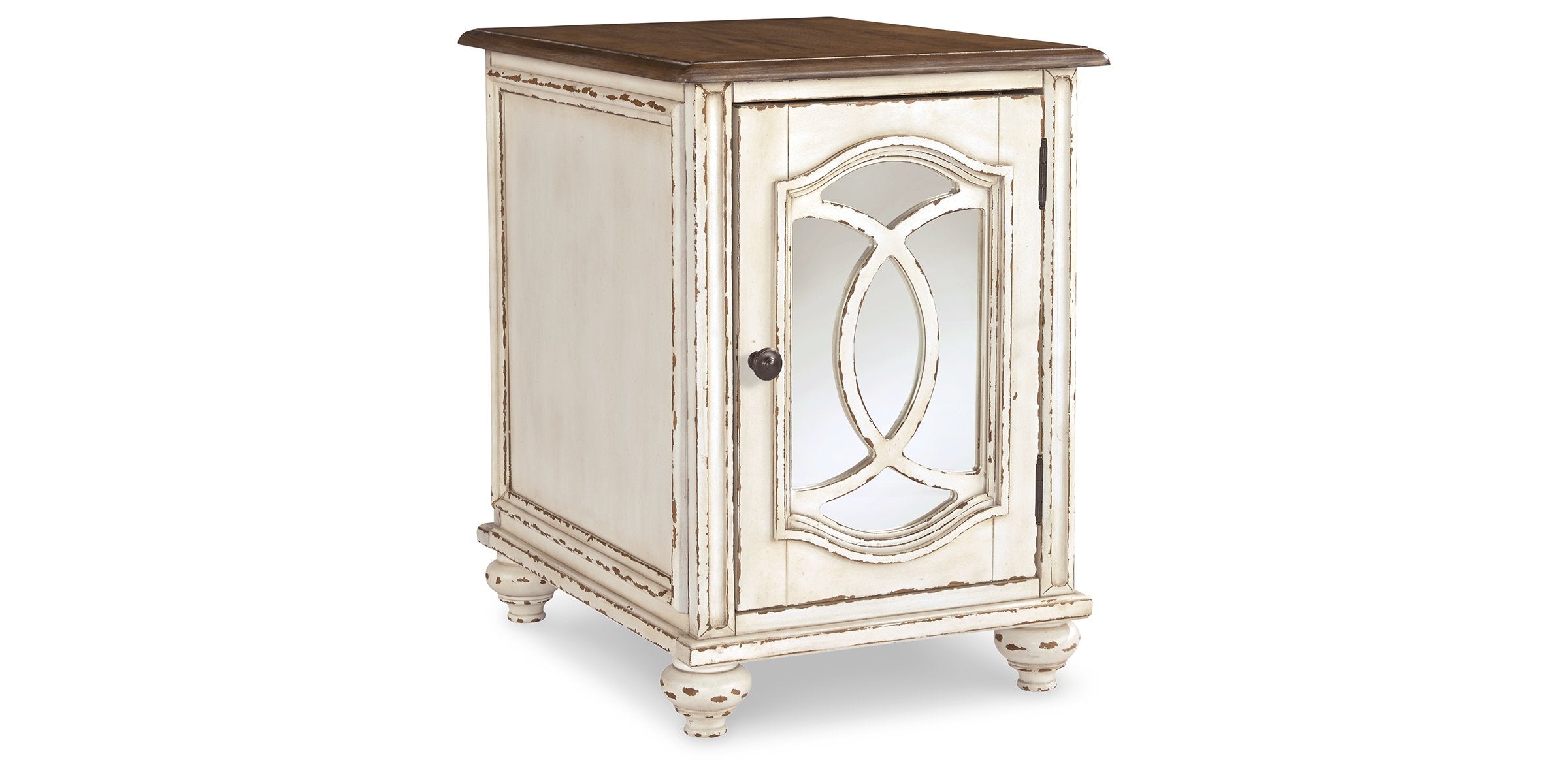 Realyn Chairside End Table