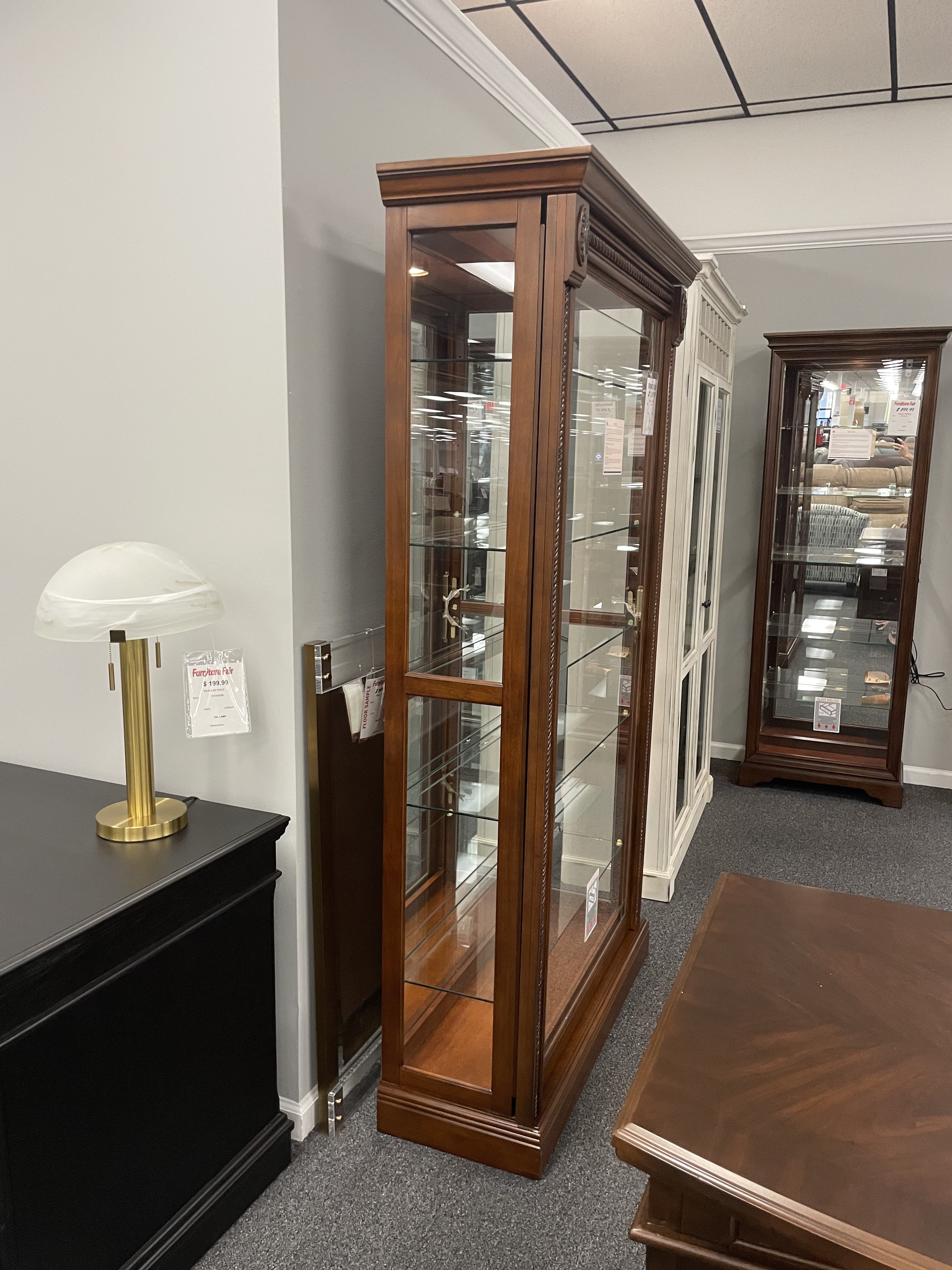 Pulaski Furniture Brown 20485 Curio Cabinet — image 2