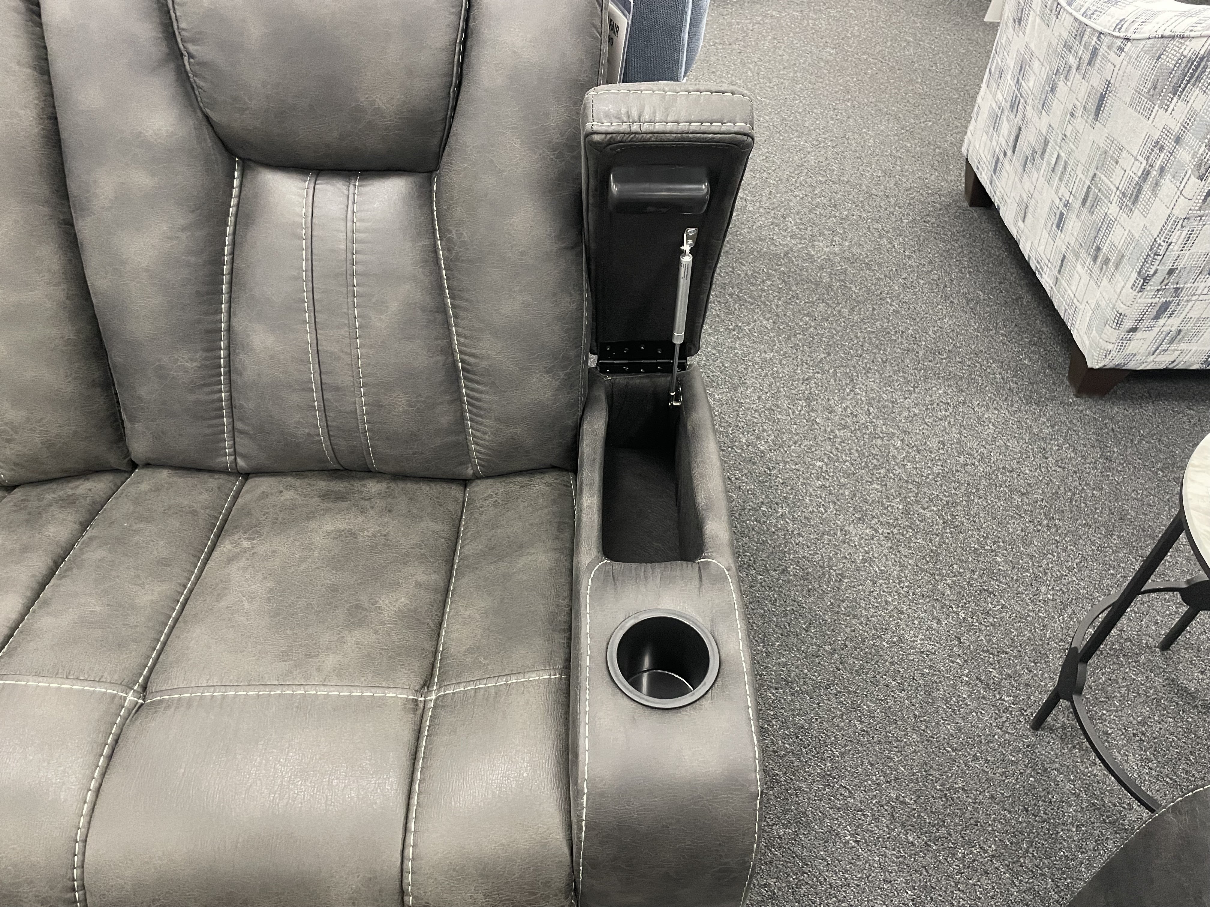 Cheers Plush Gray Power Reclining Sofa with Console — image 4